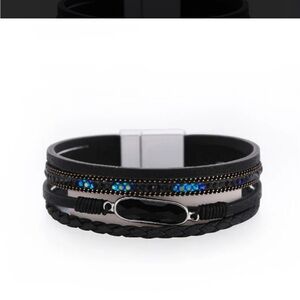 Arwen Women's Eco Leather Bracelet Black Boho Girl EUC